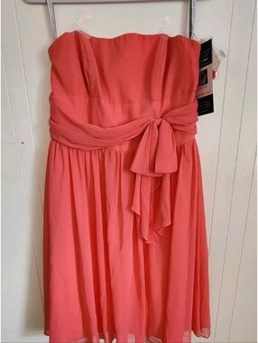 Alfred Angelo Women's Strapless Coral Short Formal Prom Dress Size 16